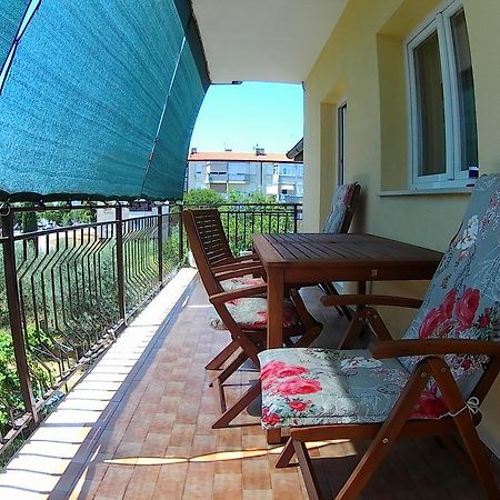 Lea Apartment Умаг Екстериор снимка